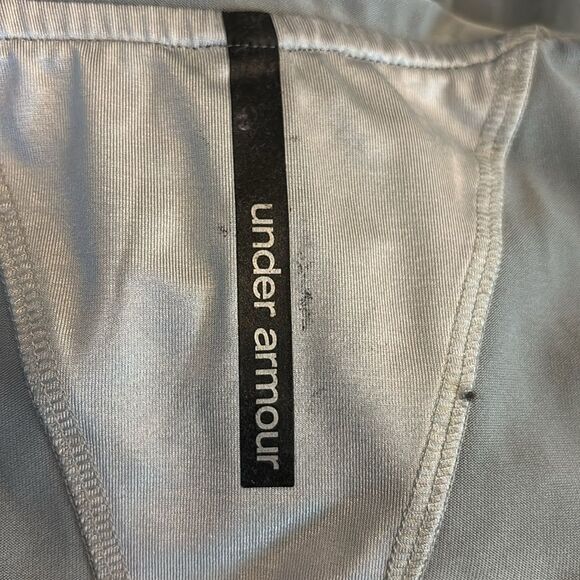 Under ARMOUR shirt large - Picture 4 of 4